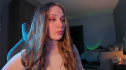 chloegins online show from January 17, 10:12 pm