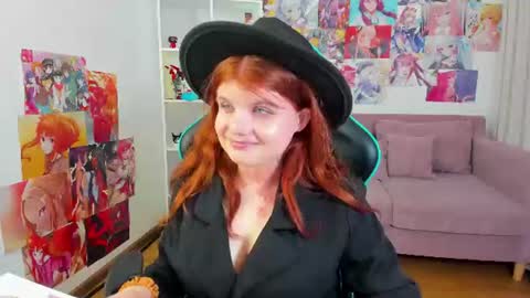 ChloeHalses online show from July 30, 9:26 pm