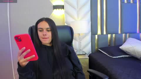  Chloe Harper  online show from April 29, 11:48 am