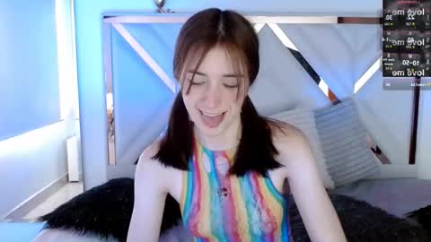 Chloe online show from September 20, 2:31 pm