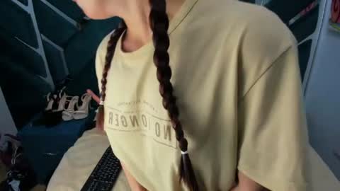 chloerose__ online show from July 5, 4:19 am