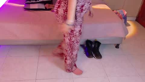 Chloe rosse online show from April 24, 1:29 am