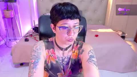 Chloe rosse online show from July 17, 1:40 am