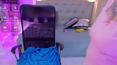 Chloe rosse online show from June 11, 1:38 am