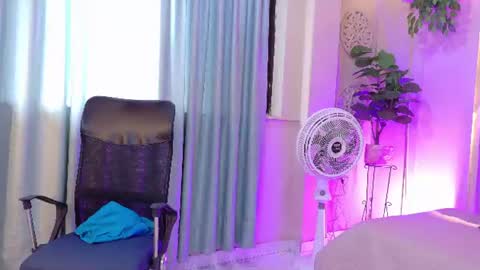 Chloe rosse online show from June 14, 1:13 pm