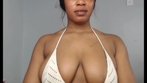 ESTHER online show from October 11, 5:38 pm