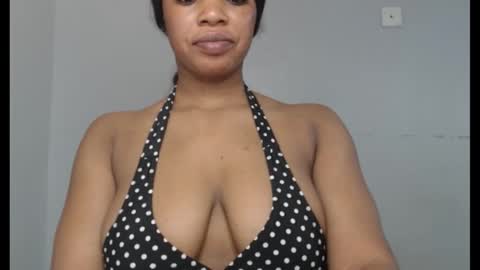 ESTHER online show from September 18, 3:05 pm