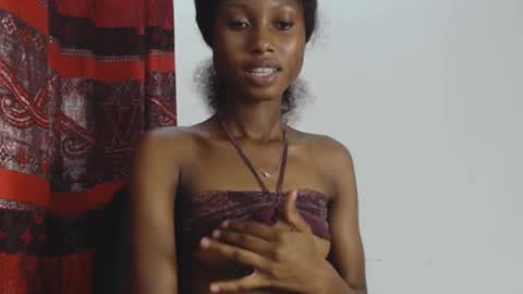 choco_petitqueen online show from December 12, 9:30 am