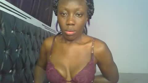 chocobear22 online show from October 30, 10:27 am