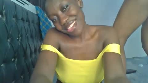 chocobear22 online show from December 5, 9:52 am