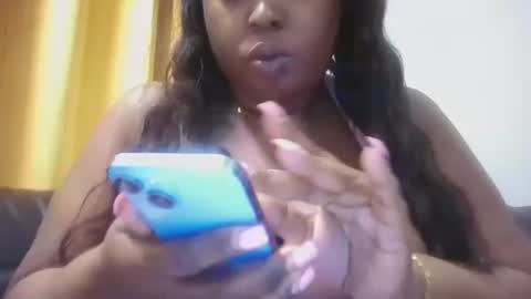 chocolatebbwgoodpussy online show from May 22, 9:21 pm