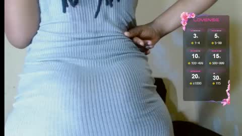 chocolatemilkebony online show from April 25, 7:43 am