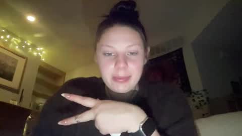 chocolatevanillaswirl3 online show from February 1, 2:08 am