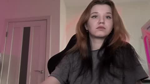 Lissa online show from April 25, 1:41 pm