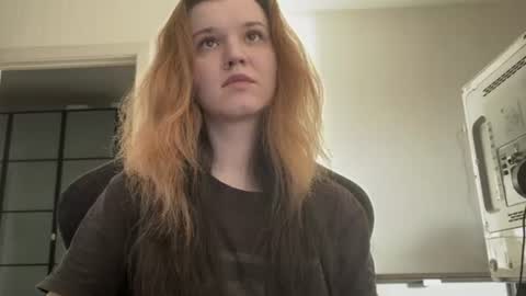 Lissa online show from June 20, 2:29 am
