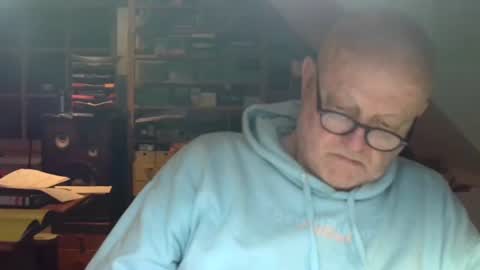 Chris online show from February 12, 9:07 pm