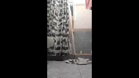 chris794467 online show from May 3, 3:12 am