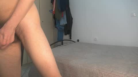 chris_anag96 online show from May 30, 10:41 pm