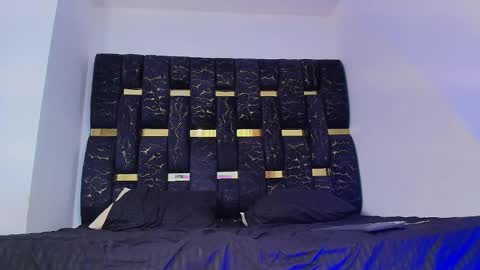 Chris B online show from November 16, 6:43 pm