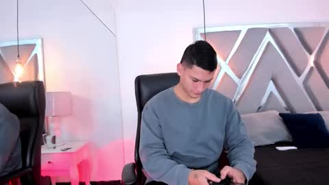 Chris Diamond online show from March 15, 3:11 am