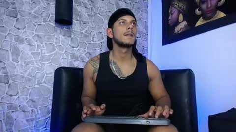 chris_dick2 online show from July 23, 5:49 am
