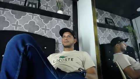 chris_dick2 online show from July 15, 3:34 am