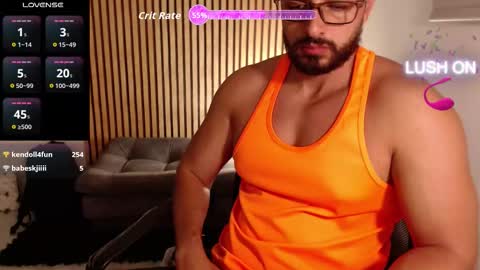 cris         Twitter magnum101010 insta magnumc20 online show from December 4, 2:11 am