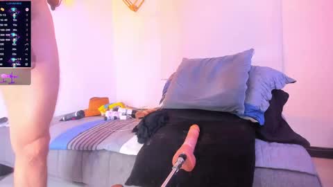 chris_milleer online show from November 1, 5:50 am