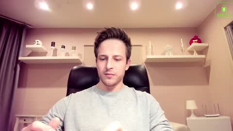 Chris online show from December 11, 2:09 am