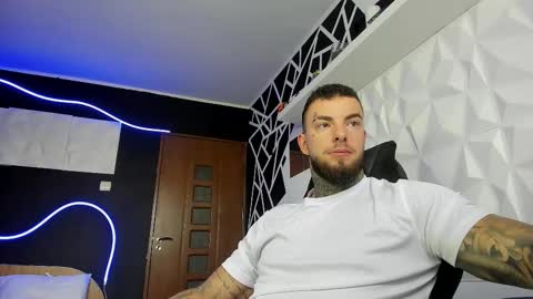 Chris Jordan online show from October 23, 6:37 am