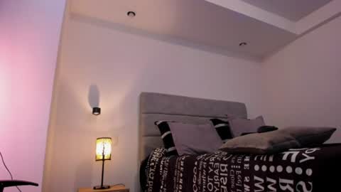 chrismorgan24 online show from July 25, 5:11 pm