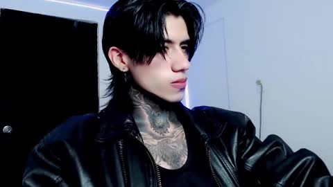 Snapshot of chriss_opp chatting on February 6, 4:47 pm CHRIS  INDEPENT MODEL online show from February 6, 4:47 pm