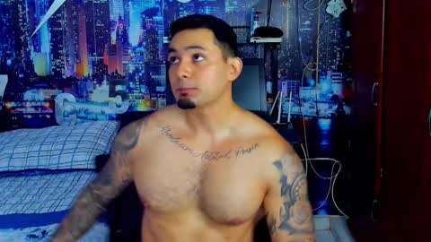 Chriss Stewart online show from October 28, 2:12 am