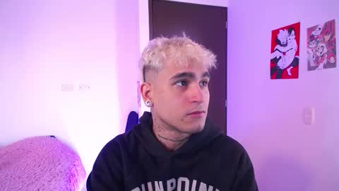 Christian Wang online show from March 15, 5:05 pm