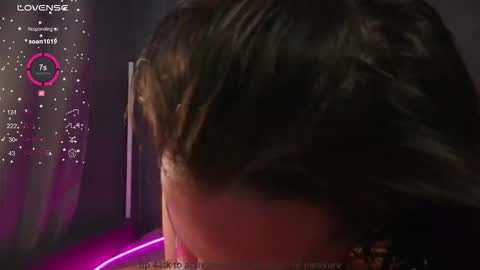 Chrissy online show from January 7, 8:19 am