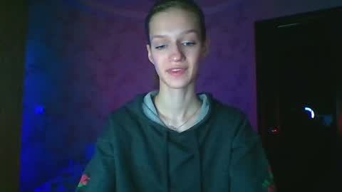 chrissy_joyful online show from April 27, 5:05 am