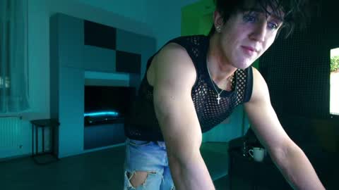 UPVOTE ME ------  ILL DO SOMETHING FOR FREE online show from April 30, 5:51 pm