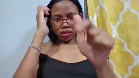 christinah262488 online show from May 11, 12:45 pm