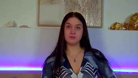 Christina online show from December 1, 6:50 pm