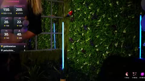 Christinne online show from November 24, 5:39 am