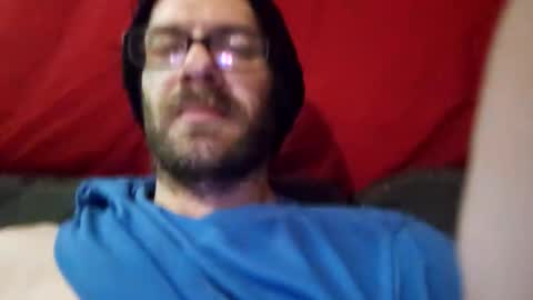Snapshot of christopher1087 chatting on October 3, 5:27 am christopher1087 online show from October 3, 5:27 am