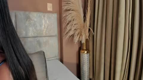 Christy online show from April 25, 1:41 pm