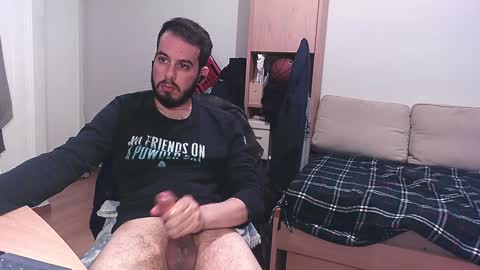 Chromefox123 online show from December 8, 4:11 am