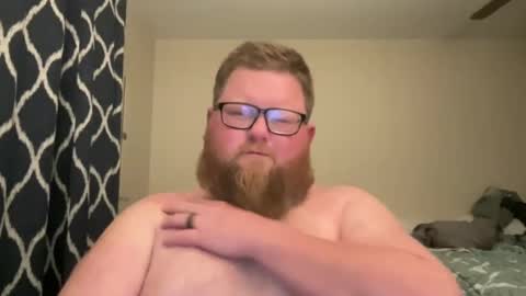 chubbsguy92 online show from November 6, 2:14 am