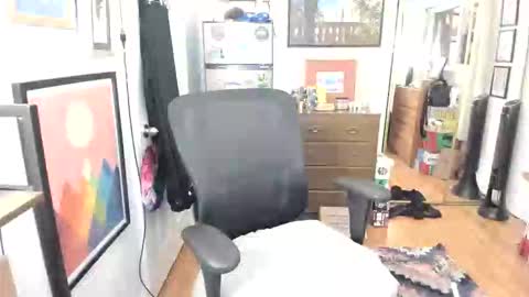 Chubby online show from April 26, 3:15 am