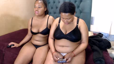 chubbybellax online show from June 24, 5:47 am