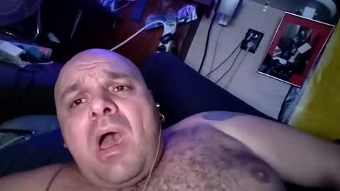 chubbyman40 online show from January 9, 5:46 am