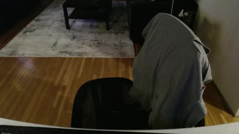 AstorYvr online show from February 26, 4:27 am