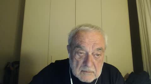 ciaoamoremio3 online show from April 29, 12:37 am