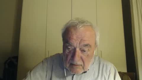 ciaoamoremio3 online show from May 12, 7:34 pm